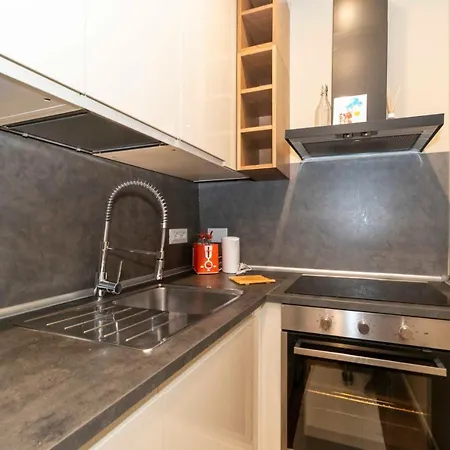 Garibaldi Lovely Apt * Turin